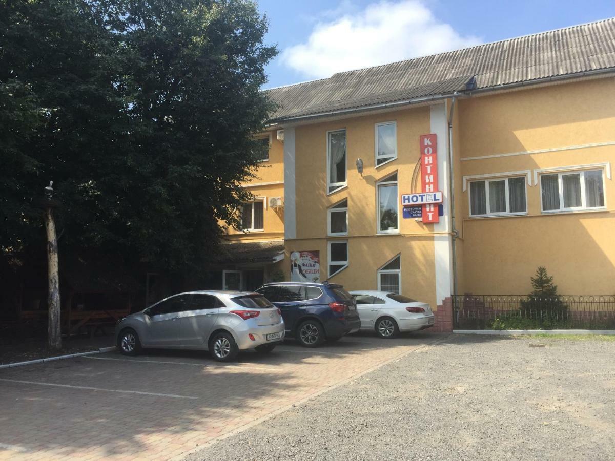 Kontinent Hotel Mukatschewo Exterior foto
